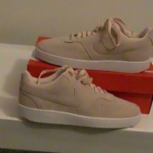 Nike Women’s shoe size 8.5